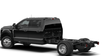 2026 Ford Chassis Cab F-450® LARIAT®