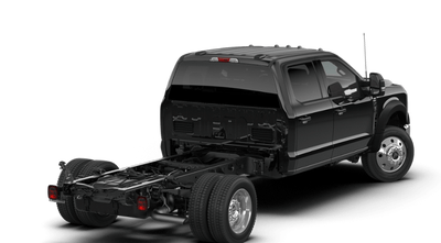 2026 Ford Chassis Cab F-450® LARIAT®