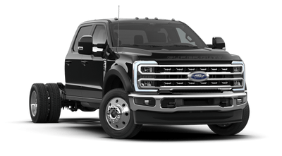 2026 Ford Chassis Cab F-450® LARIAT®