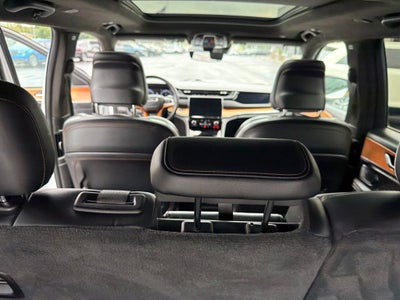 2022 Jeep Grand Cherokee Summit Reserve