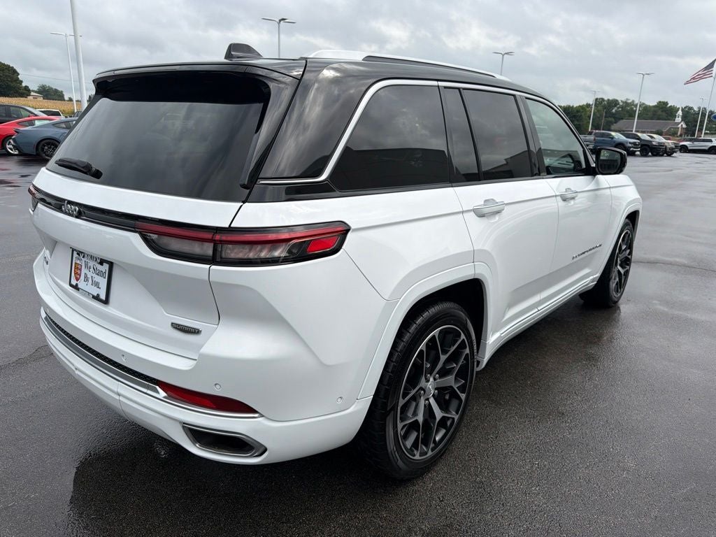 2022 Jeep Grand Cherokee Summit Reserve