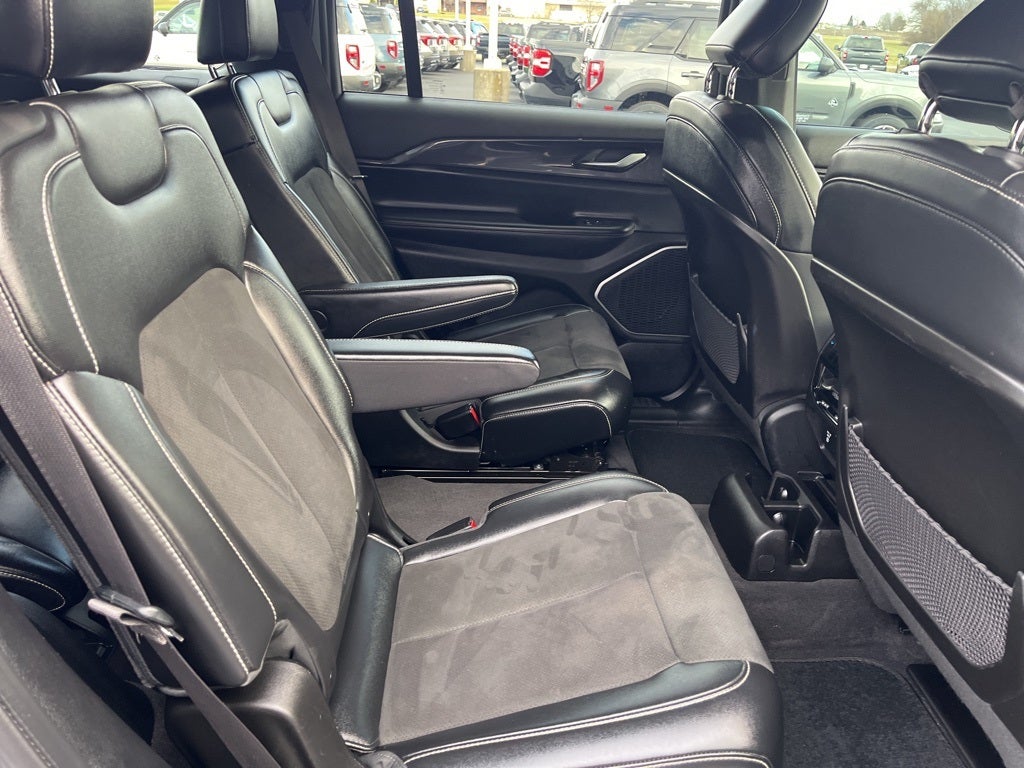 2021 Jeep Grand Cherokee L Altitude