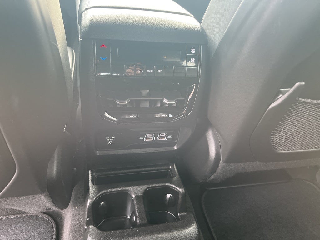 2021 Jeep Grand Cherokee L Altitude