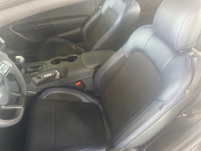 2025 Ford Mustang Dark Horse