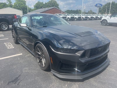 2025 Ford Mustang Dark Horse