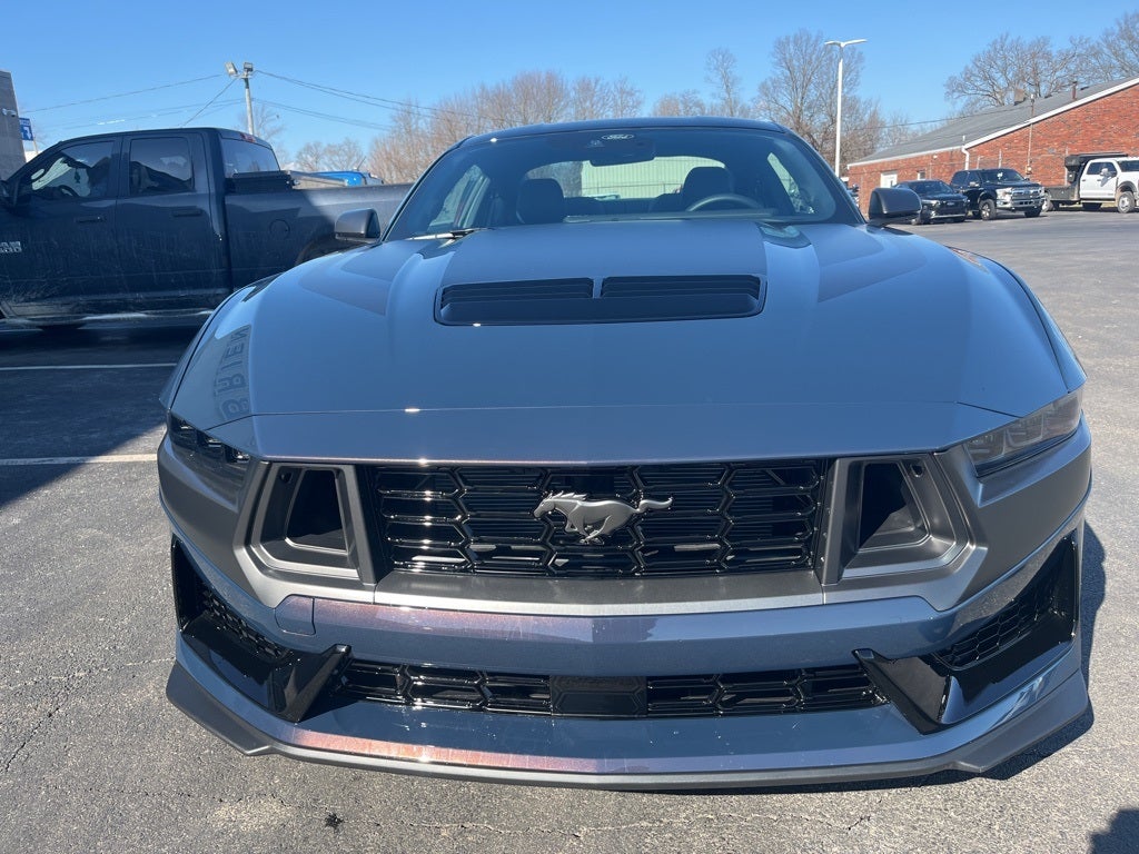 2025 Ford Mustang Dark Horse
