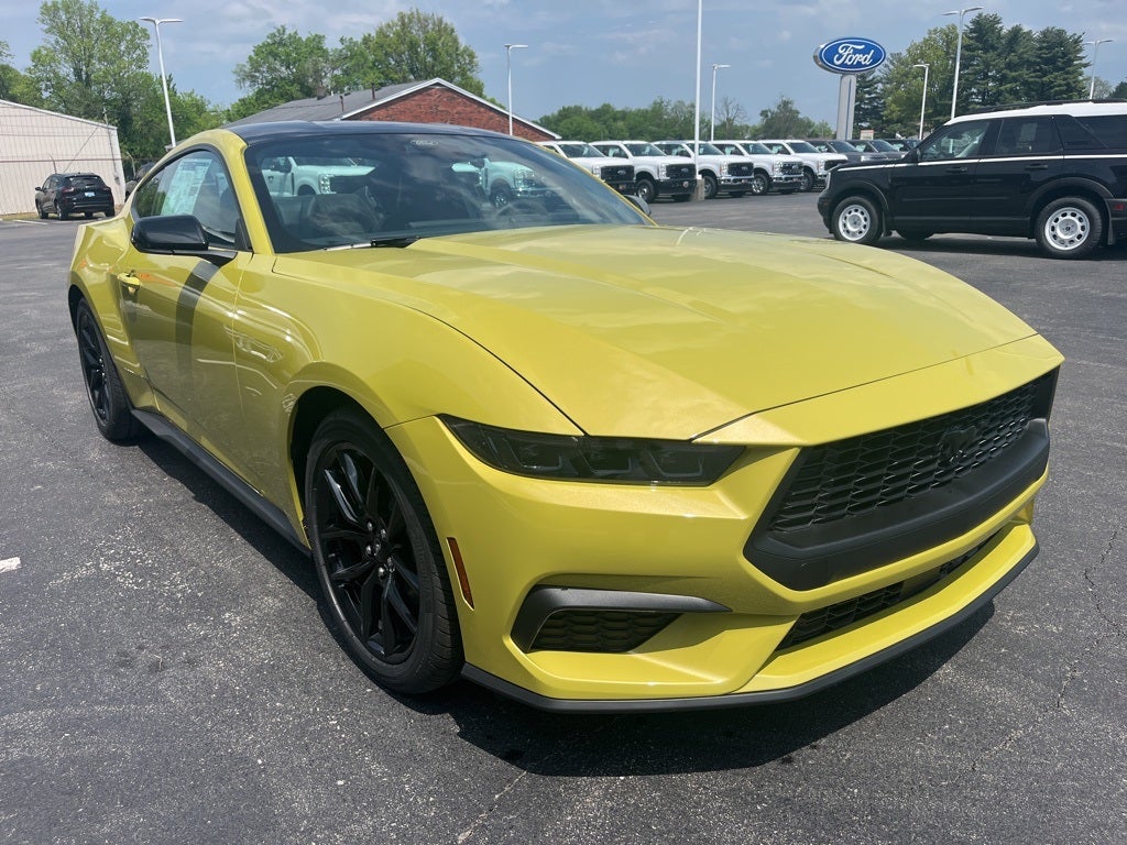2025 Ford Mustang EcoBoost