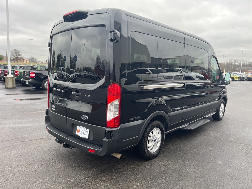 2023 Ford Transit-350 XLT 15 Passenger