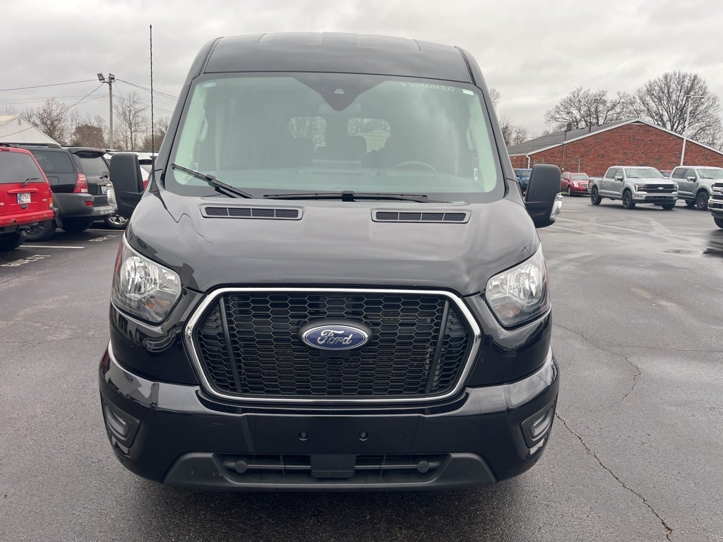 2023 Ford Transit-350 XLT 15 Passenger