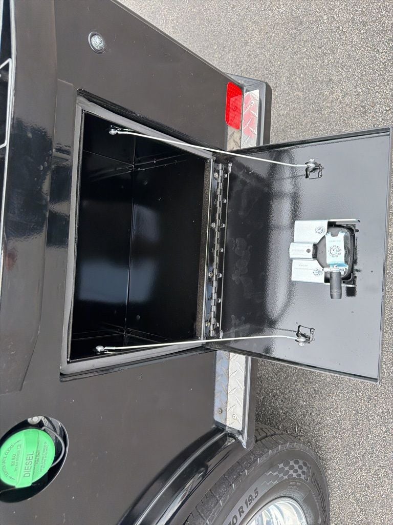 2026 Ford F-450SD Lariat DRW 9FT CM SKIRTED FLATBED