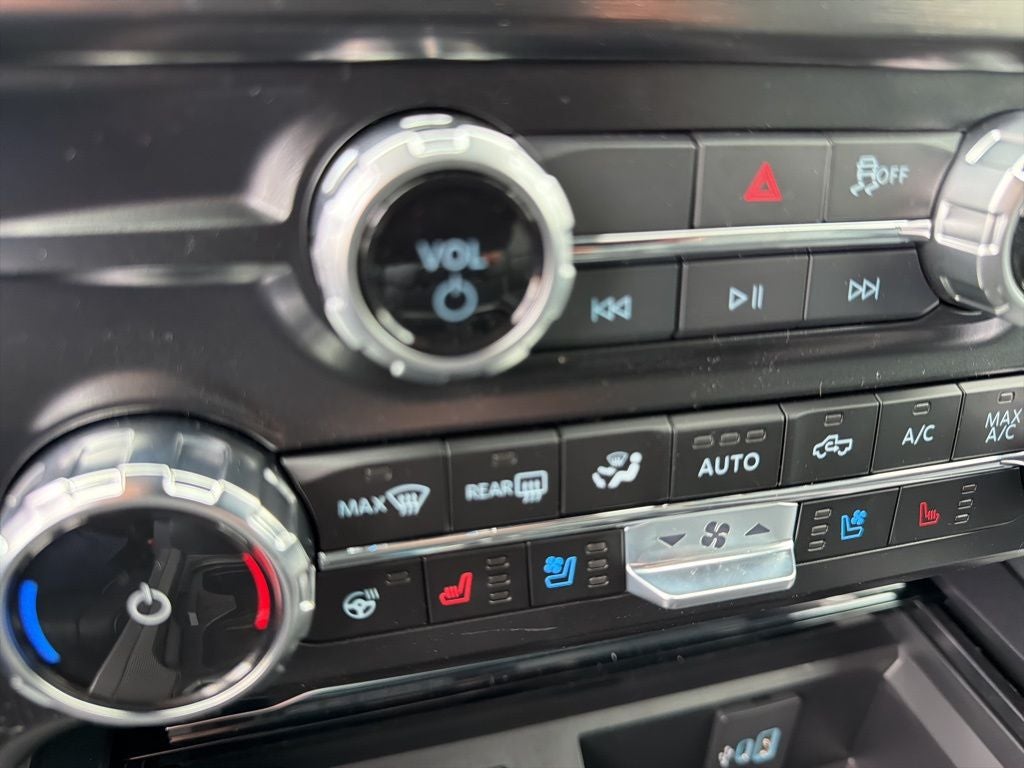 2026 Ford F-450SD Lariat DRW 9FT CM SKIRTED FLATBED