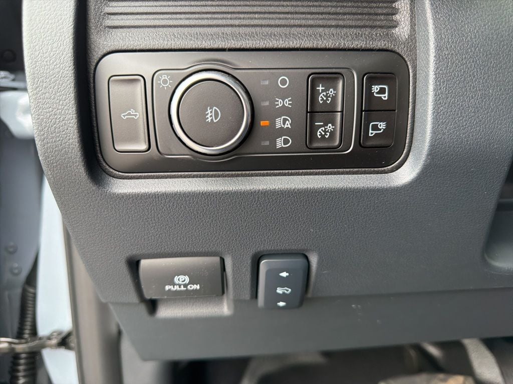 2026 Ford F-450SD Lariat DRW 9FT CM SKIRTED FLATBED