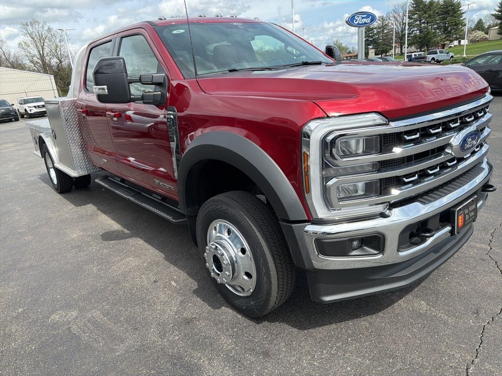 2026 Ford F-450SD Lariat DRW 9FT CM ALUMINUM DELUXE SKIRTED BED