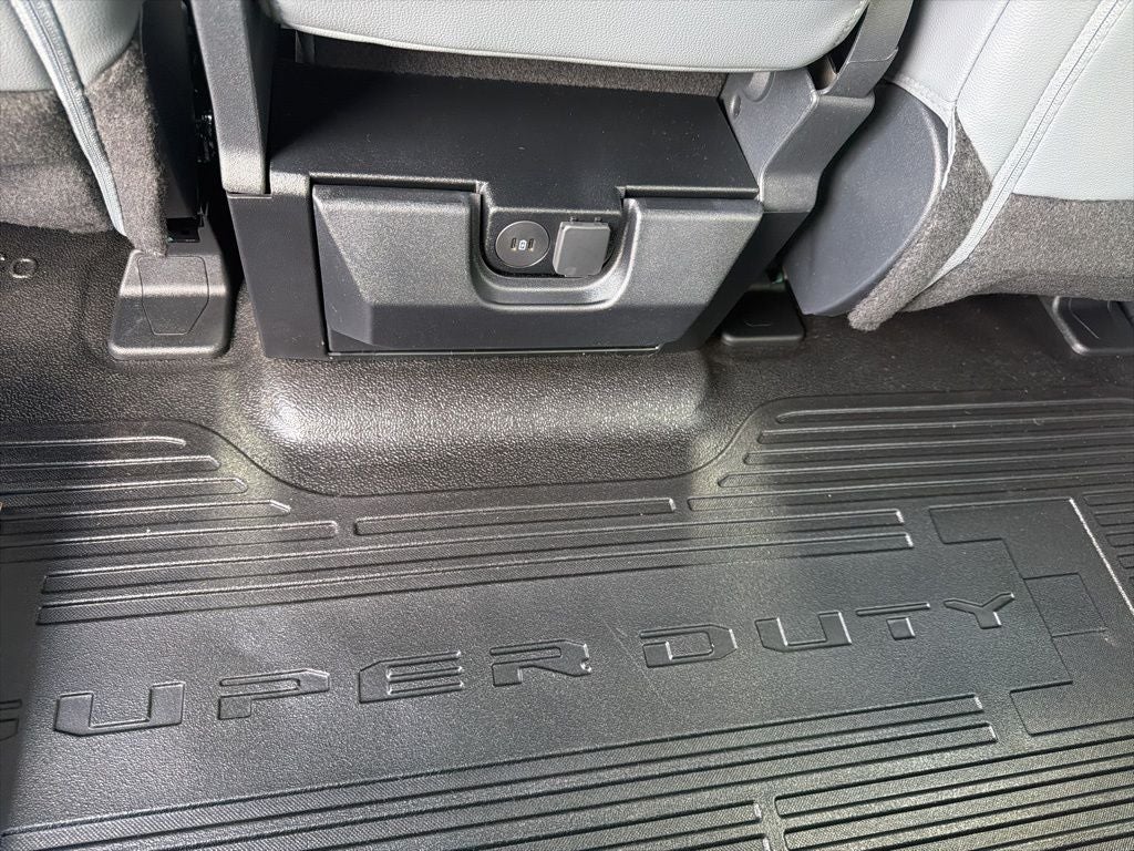 2026 Ford F-450SD XL CAB AND CHASIS DRW