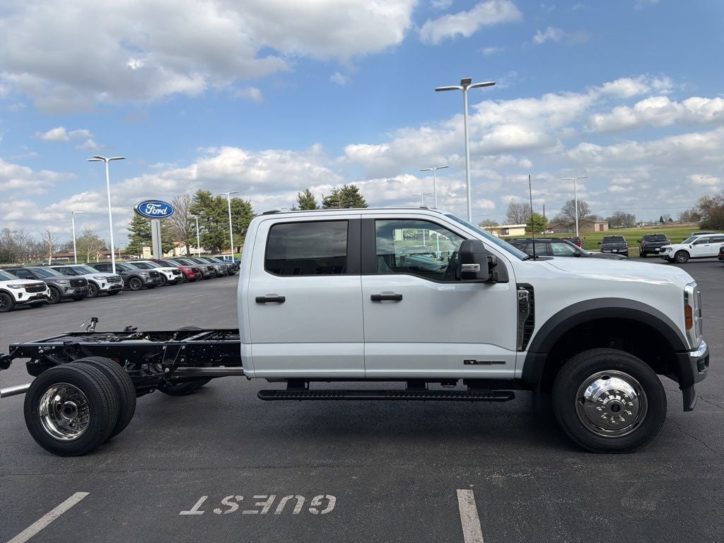 2026 Ford F-450SD XL CAB AND CHASIS DRW