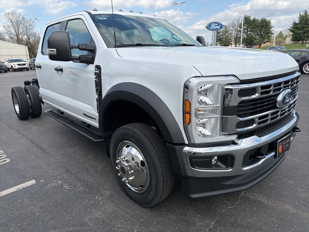 2026 Ford F-450SD XL CAB AND CHASIS DRW