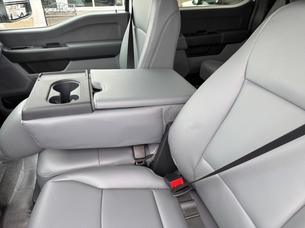 2026 Ford F-550SD XL CAB AND CHASSIS DRW