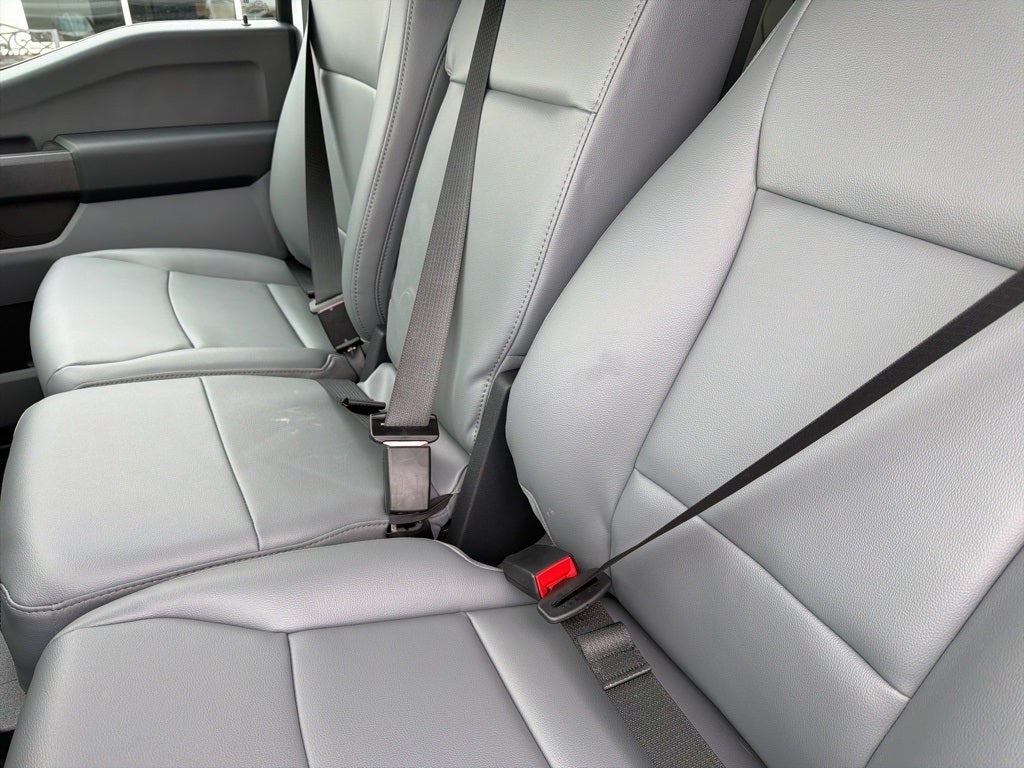 2026 Ford F-550SD XL CAB AND CHASSIS DRW