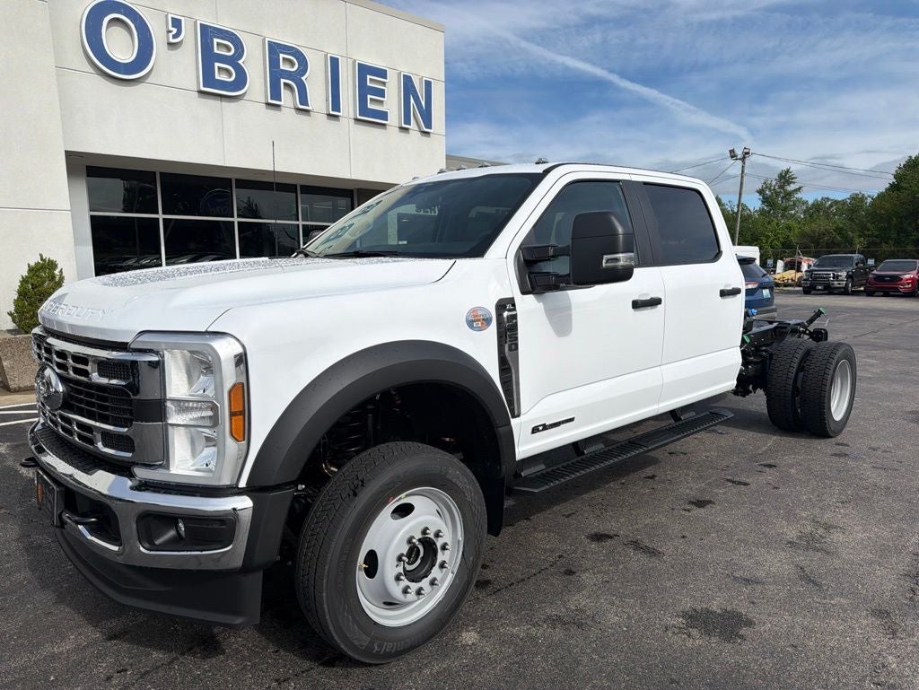 2026 Ford F-550SD XL CAB AND CHASIS DRW