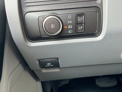2026 Ford F-550SD XL CAB AND CHASIS DRW