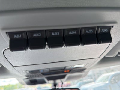 2026 Ford F-550SD XLT DRW CAB AND CHASIS