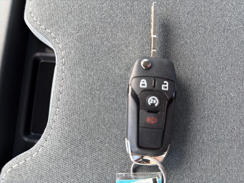 2026 Ford F-550SD XLT DRW CAB AND CHASIS