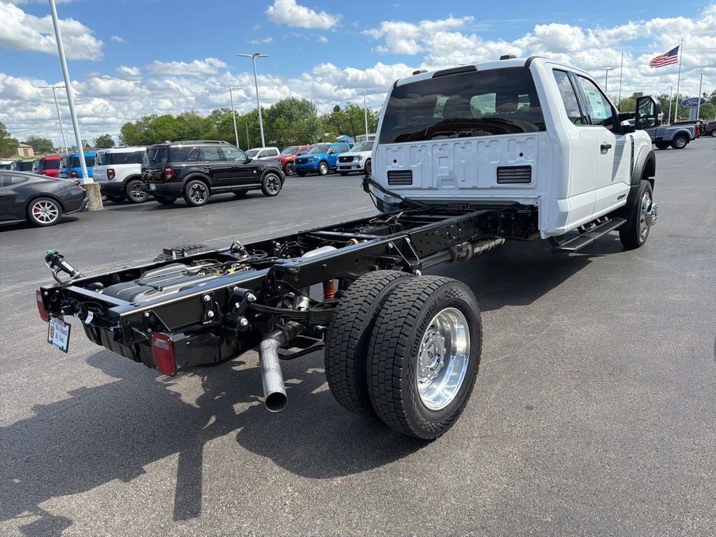 2026 Ford F-550SD XLT DRW CAB AND CHASIS