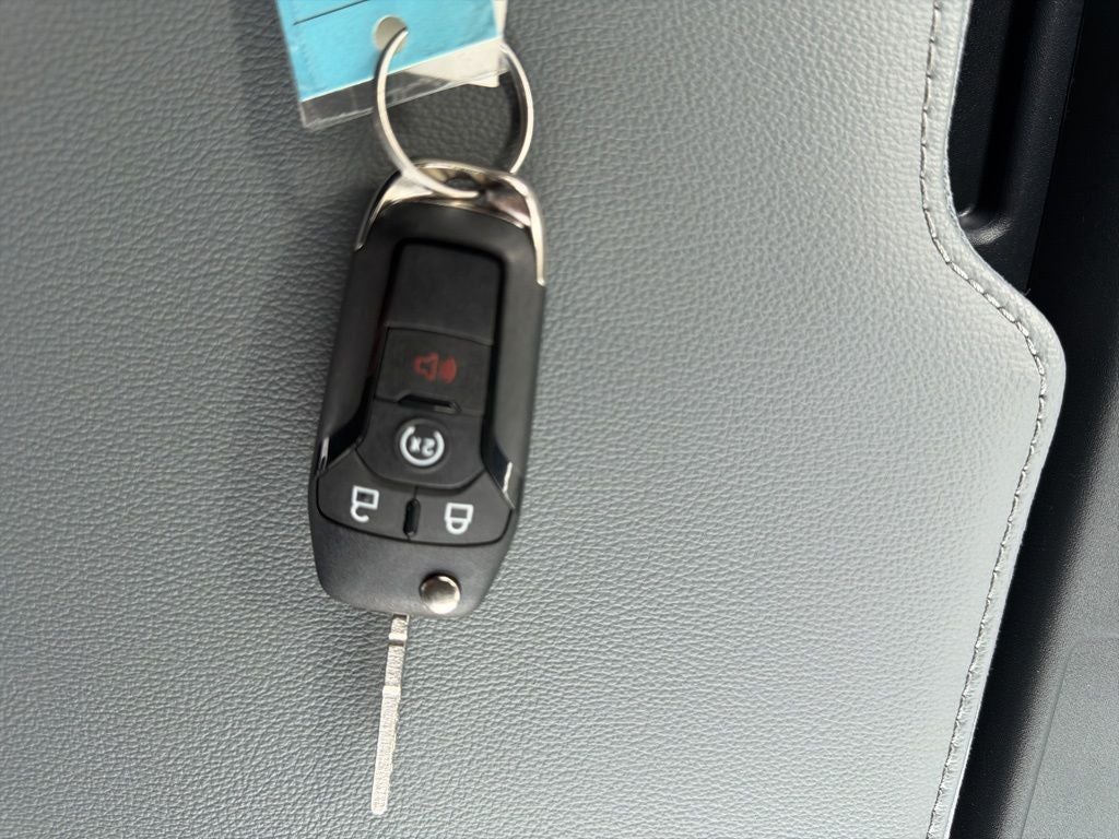 2026 Ford F-350SD CAB AND CHASIS DRW