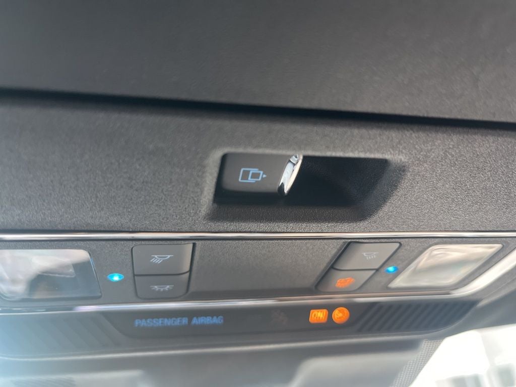 2026 Ford F-350SD Lariat DRW 9FT Aluminum CM Flat Bed