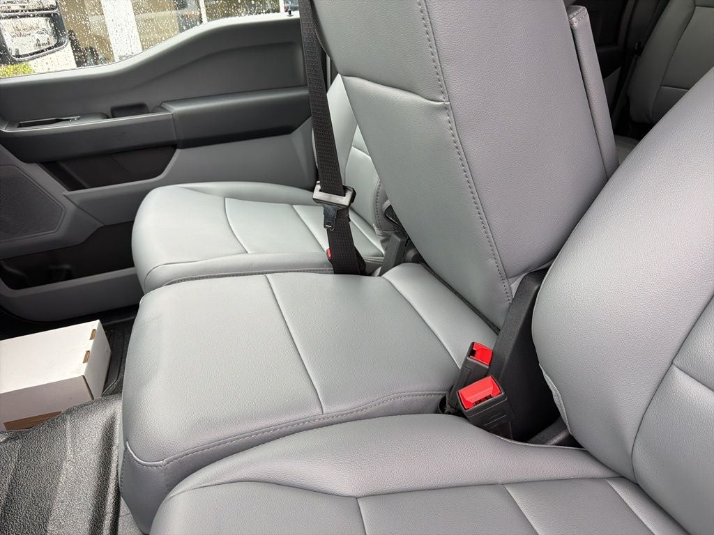 2026 Ford F-350SD XL DRW CAB AND CHASSIS