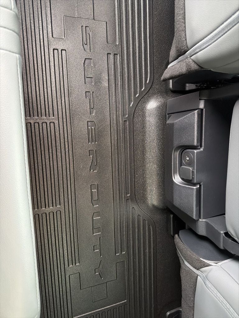 2026 Ford F-350SD XL DRW CAB AND CHASSIS