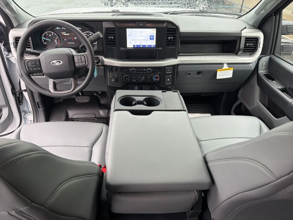 2026 Ford F-350SD XL DRW CAB AND CHASSIS