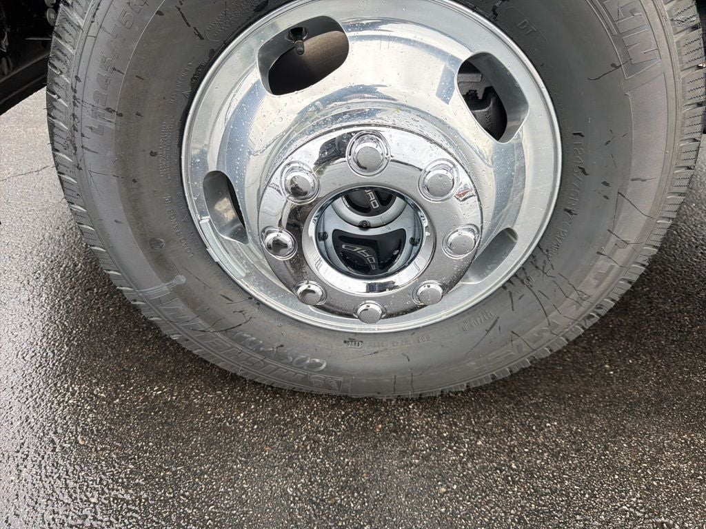 2026 Ford F-350SD XL DRW CAB AND CHASSIS