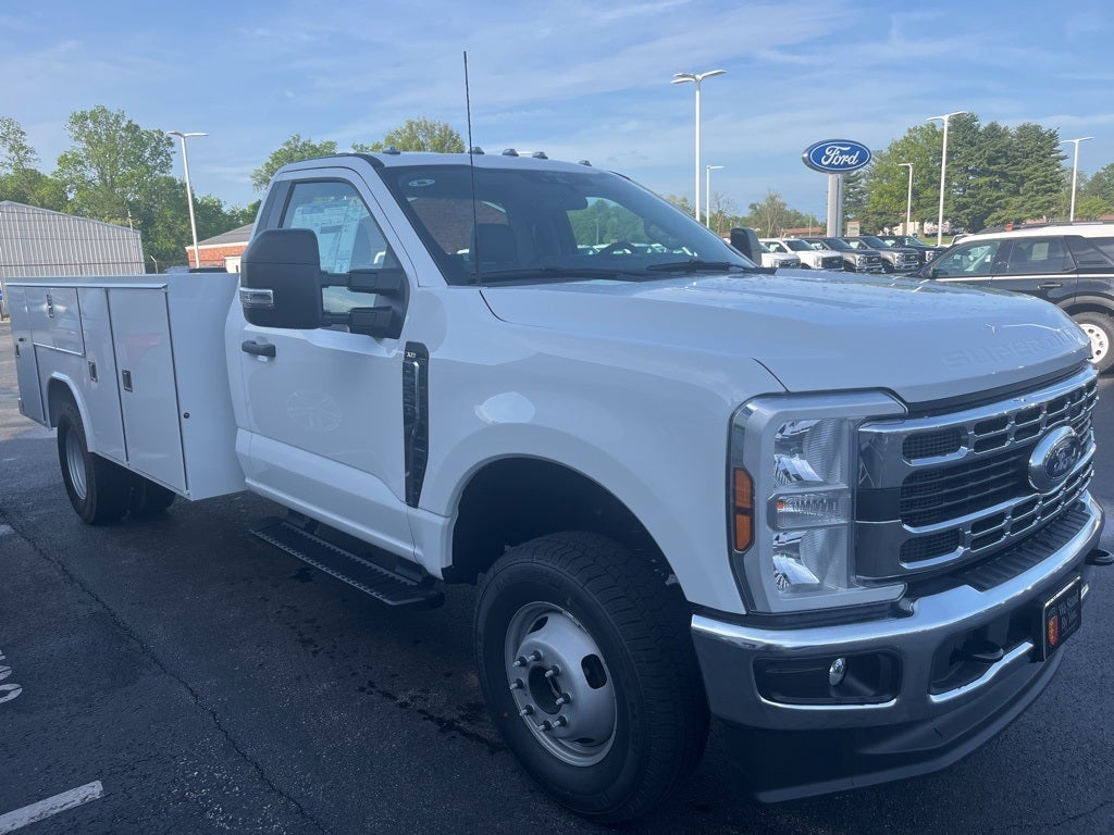 2025 Ford F-350SD XL DRW SERVICE BODY