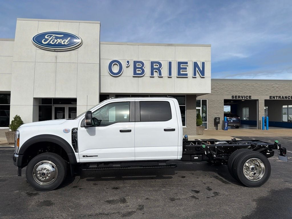 2026 Ford F-550SD XL CAB & CHASIS DRW