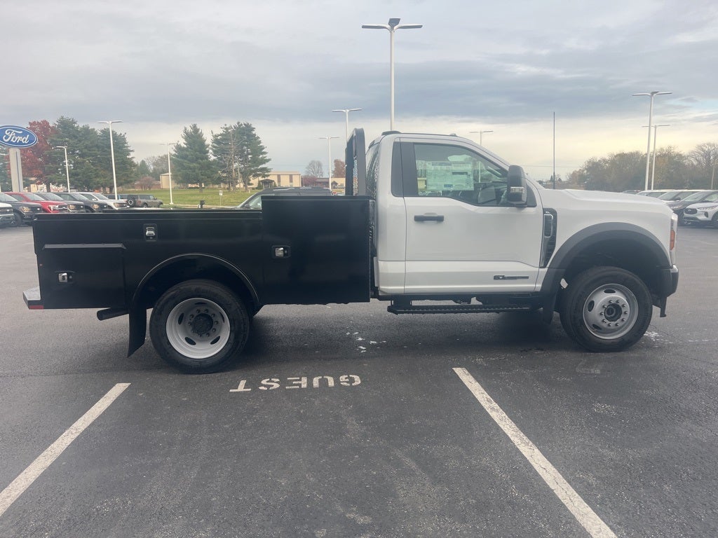 2026 Ford F-550SD XL PLATFORN GOOSENECK SERVICE BODY DRW