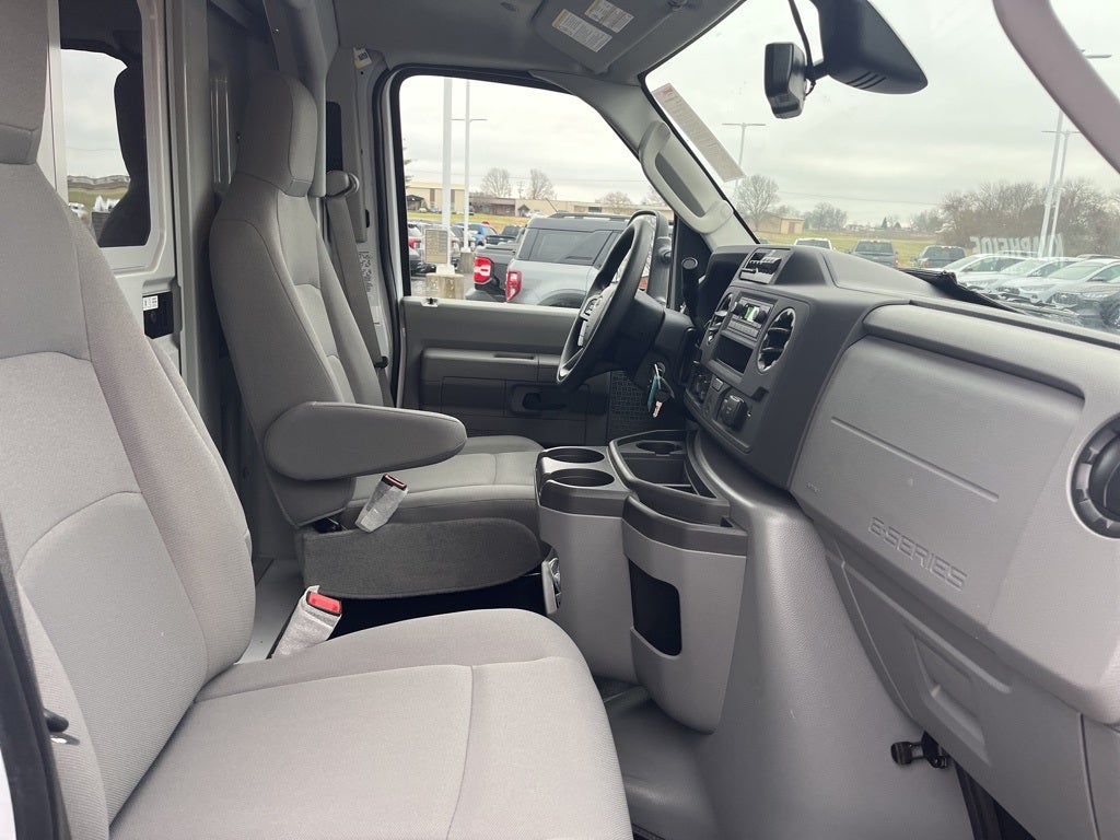 2026 Ford E-350SD Base Cutaway KUV Body