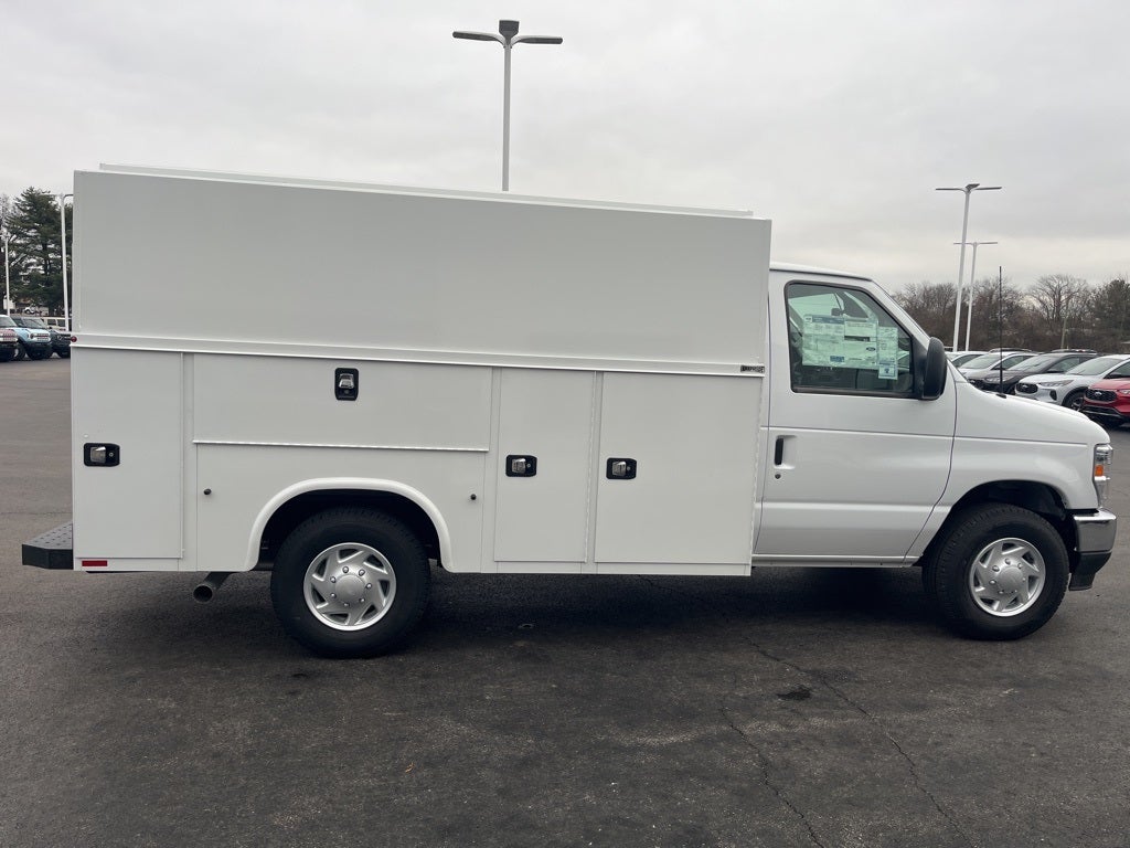 2026 Ford E-350SD Base Cutaway KUV Body