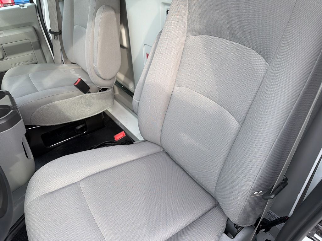 2027 Ford E-350SD Base KUV BODY WITH HIGH ROOF