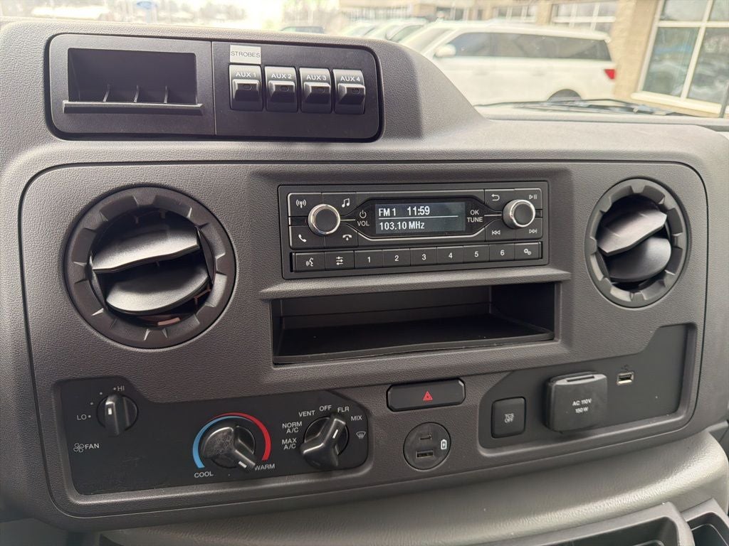 2026 Ford E-350SD Base KNAPHEIDE KUV