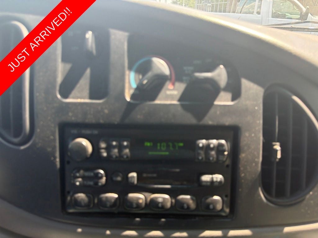 2000 Ford E-450SD Standard Service Body