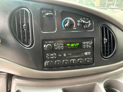 2000 Ford E-450SD Standard Service Body