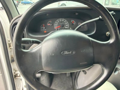 2000 Ford E-450SD Standard Service Body