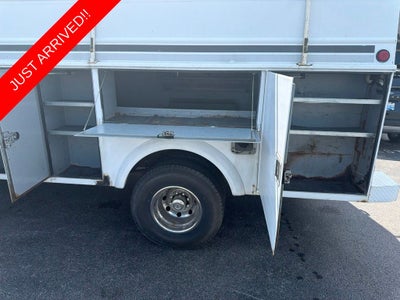 2000 Ford E-450SD Standard Service Body