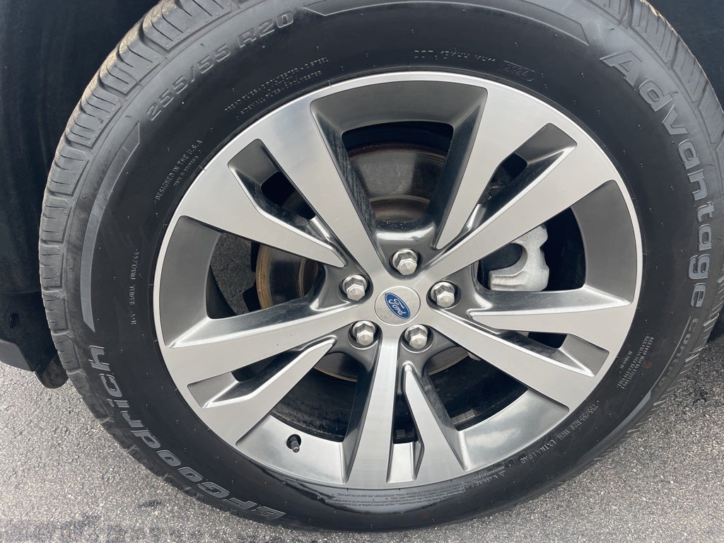 2020 Ford Explorer Platinum