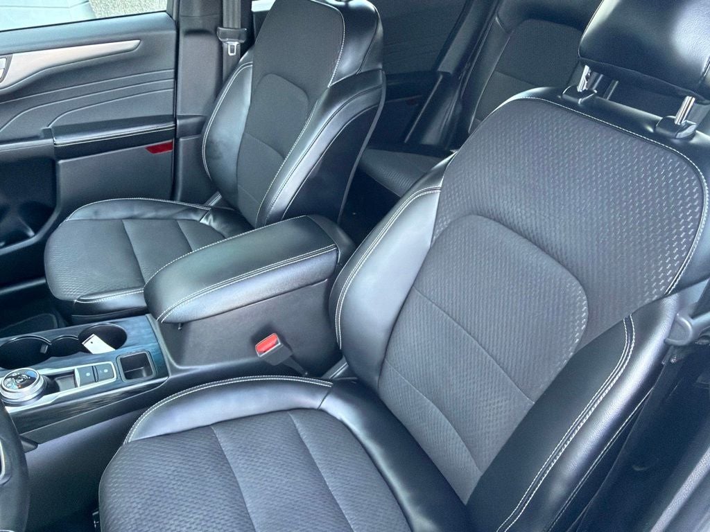 2023 Ford Escape Plug-In Hybrid Base