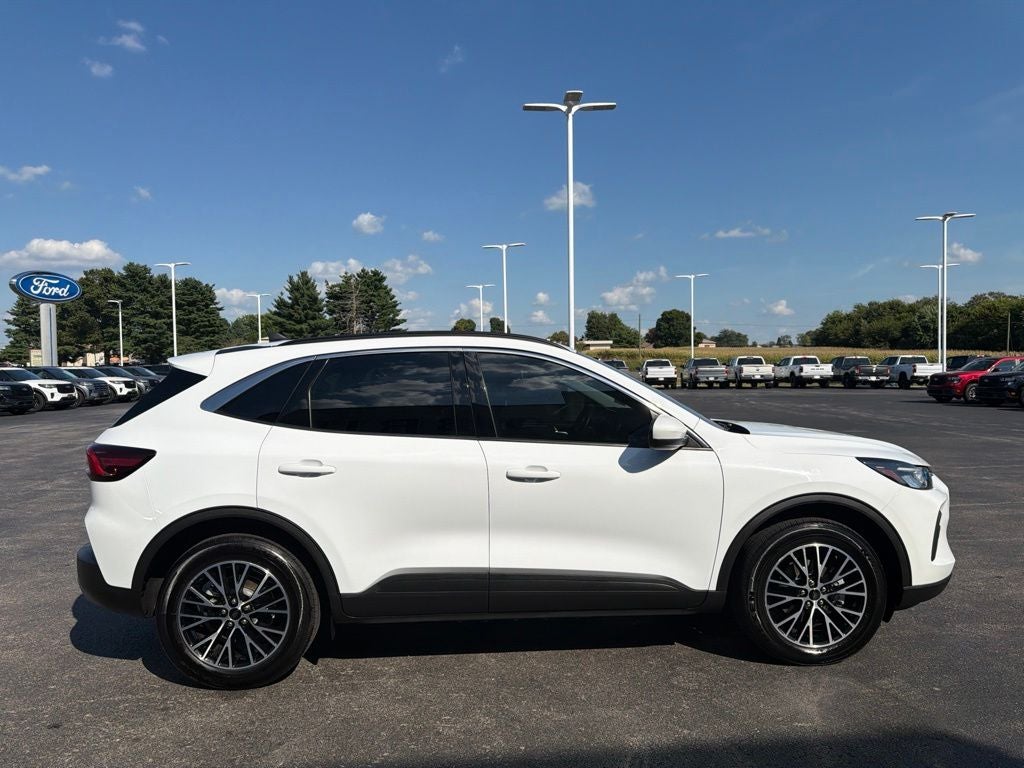 2023 Ford Escape Plug-In Hybrid Base