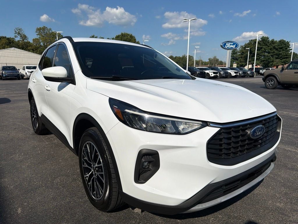 2023 Ford Escape Plug-In Hybrid Base
