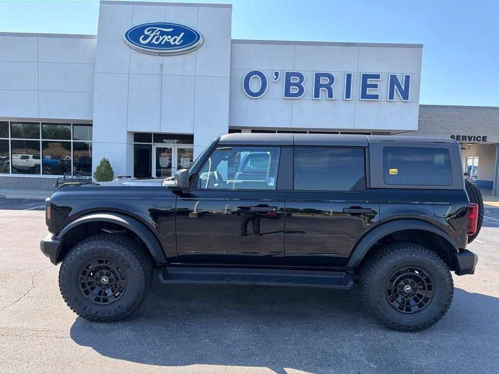 2026 Ford Bronco Big Bend FORD GARAGE BLACK MATTE PACKAGE