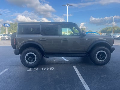 2025 Ford Bronco Outer Banks Sasquatch Pkg.